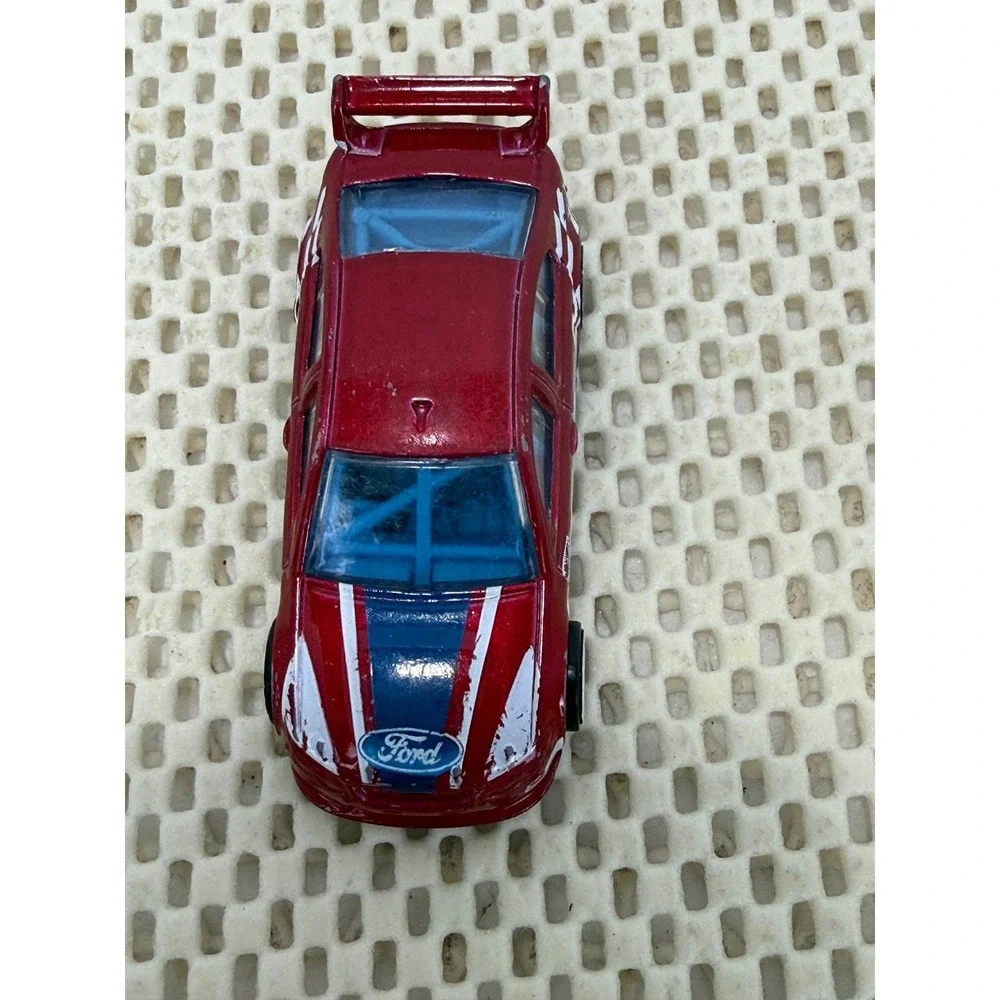 Hot Wheels Ford Falcon Race Car Red‎ Diecast 1:64 Scale H09 Made in Malaysia